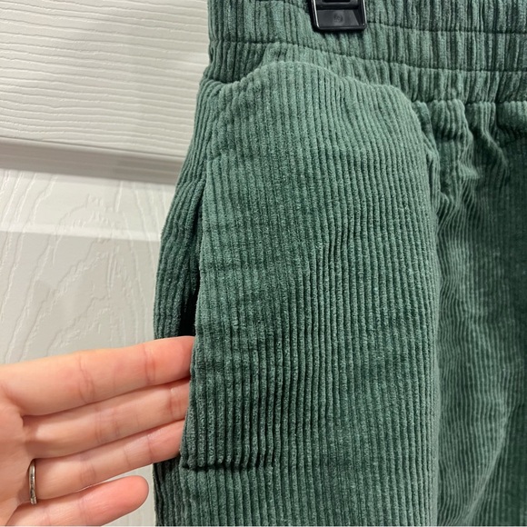 Mitto Shop Corduroy High Rise Pull On Shorts Olive Green Size Large NEW - Picture 5 of 9